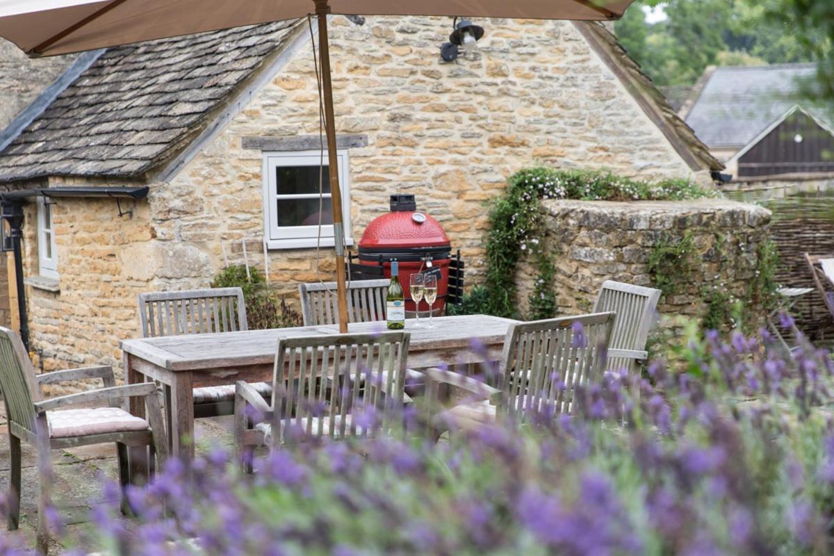 Jasmine Cottage, Upper Slaughter, Cotswolds Cheltenham Bagian luar foto